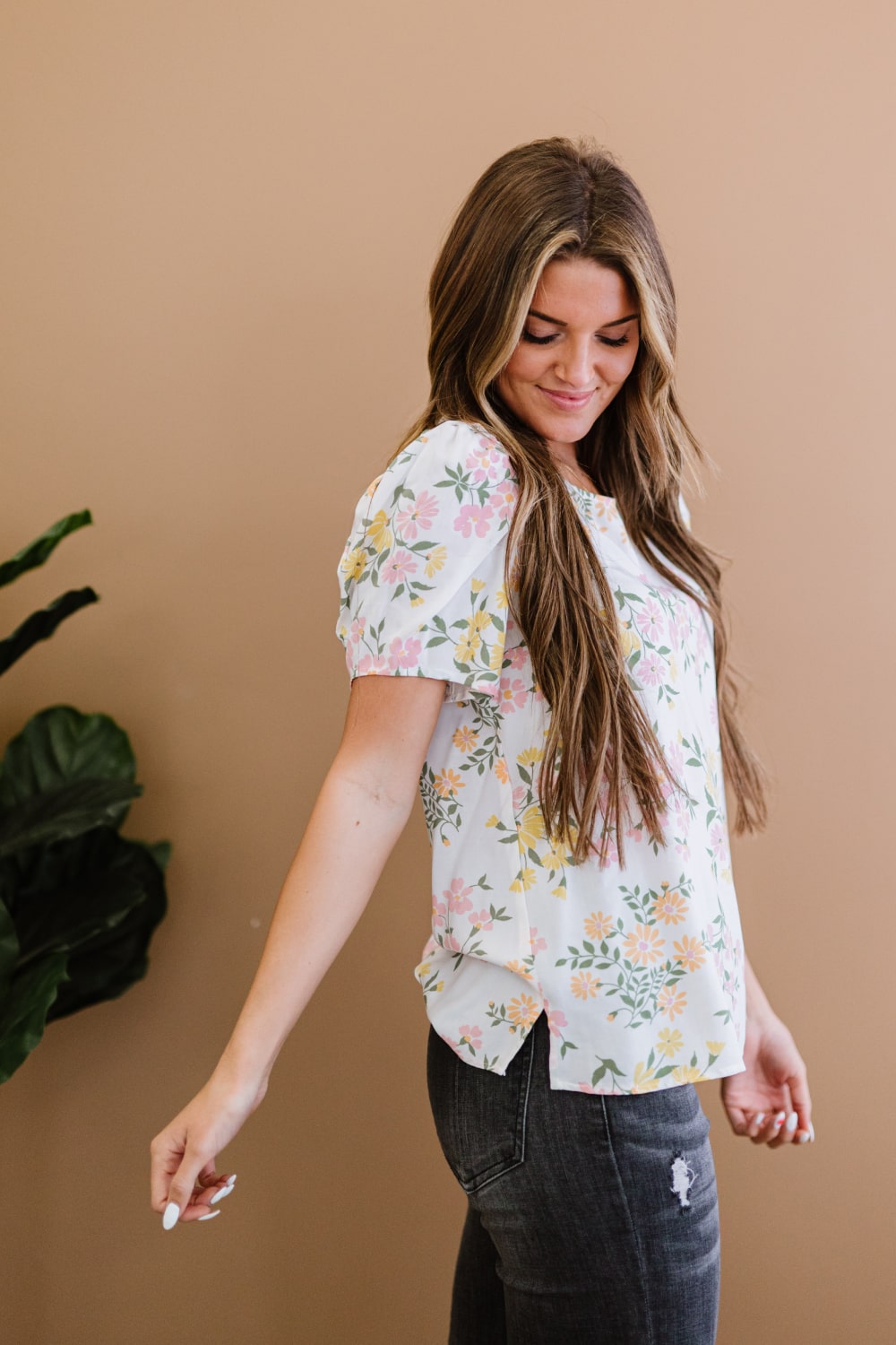 Andree by Unit Fresh Floral Full Size Run Puff Sleeve Top