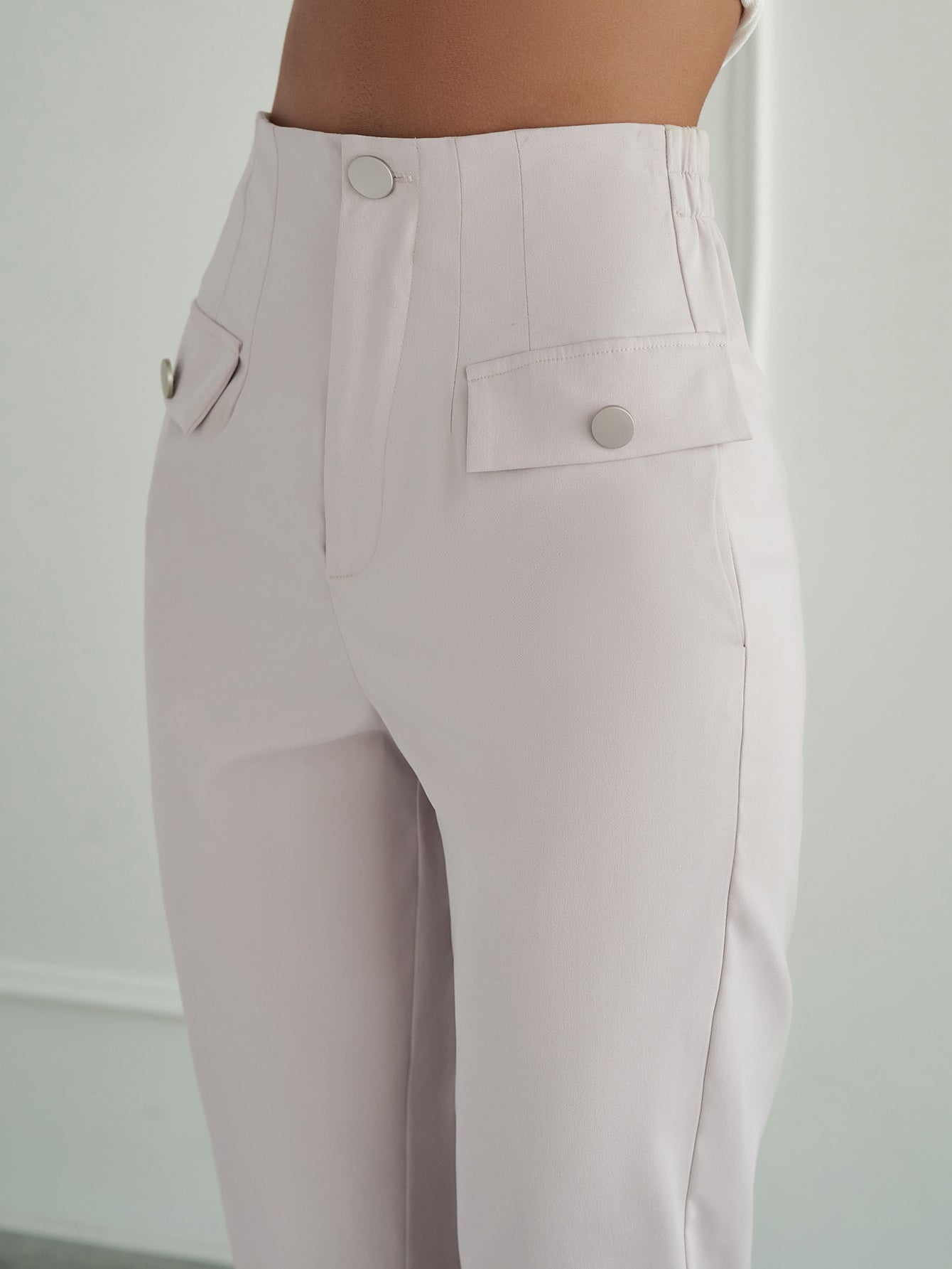 Buttoned Elastic Detail Cuffed Pants