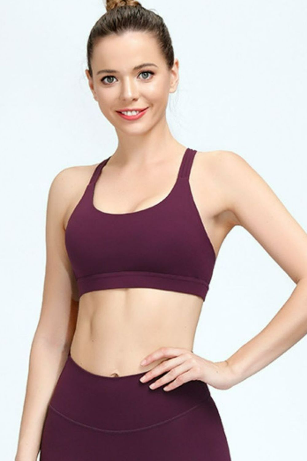 Crisscross Back Scoop Neck Sports Bra