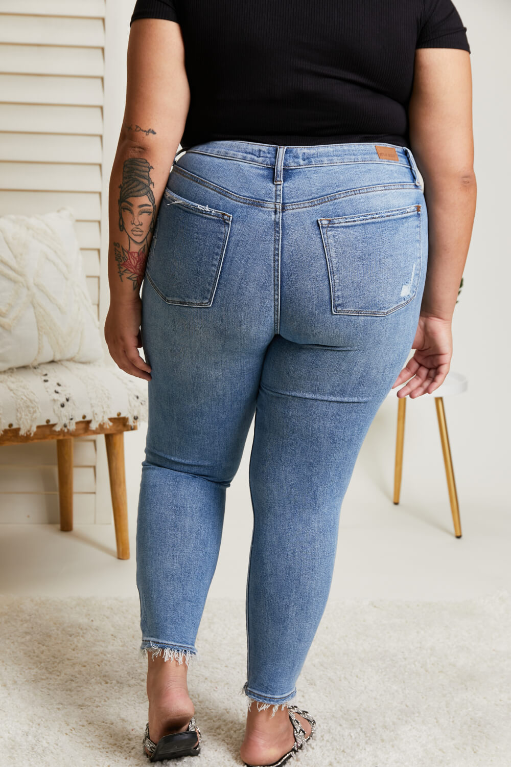 Judy Blue Tatiana Full Size Mineral Wash Relaxed Fit Jeans