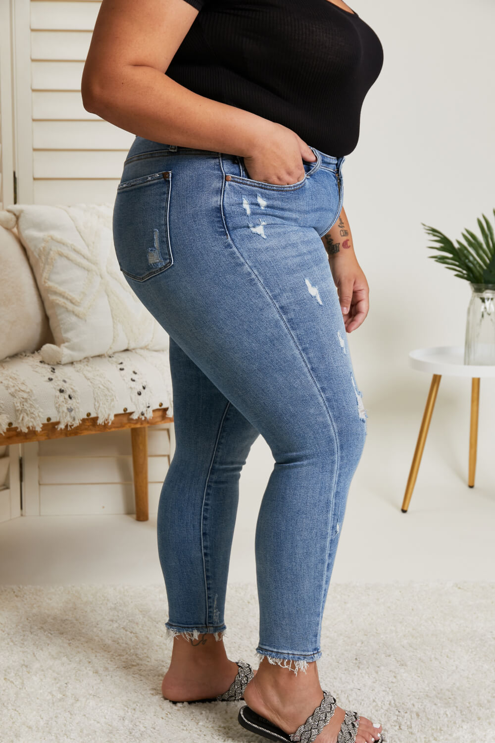 Judy Blue Tatiana Full Size Mineral Wash Relaxed Fit Jeans