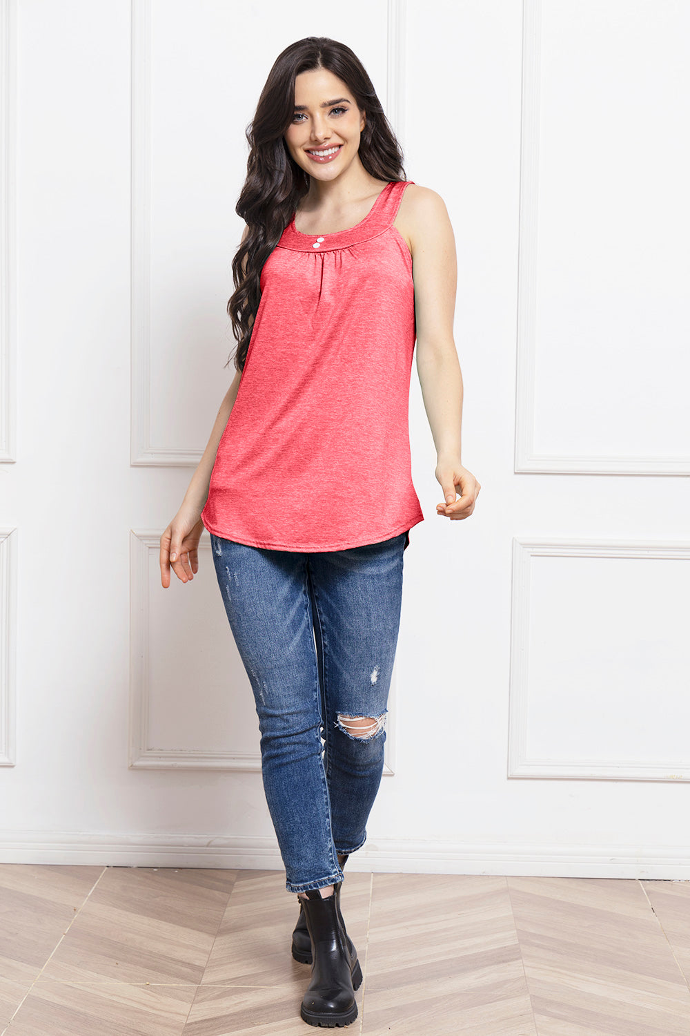 Round Neck Sleeveless Top