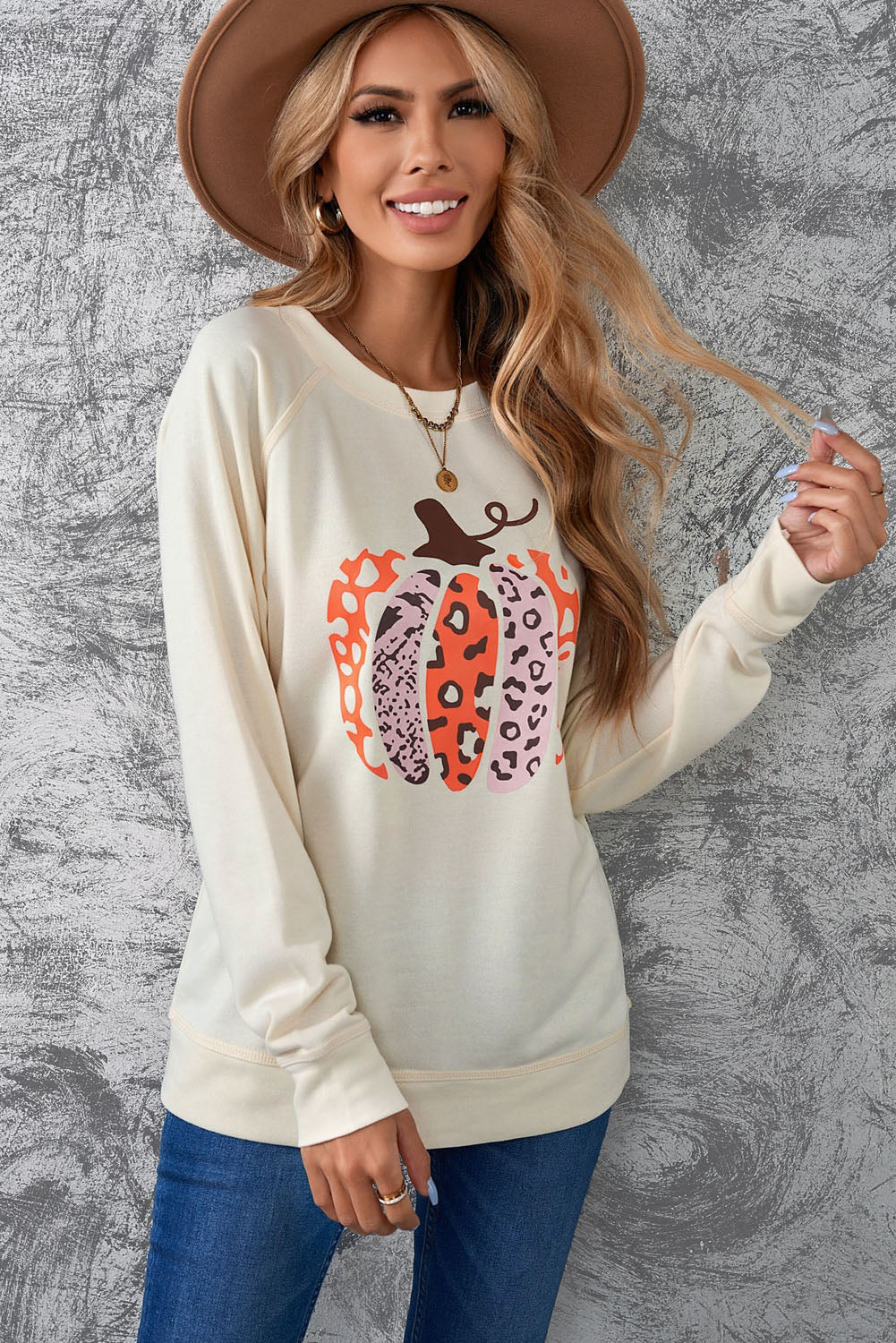 Pumpkin Graphic Raglan Sleeve Sweatshirt